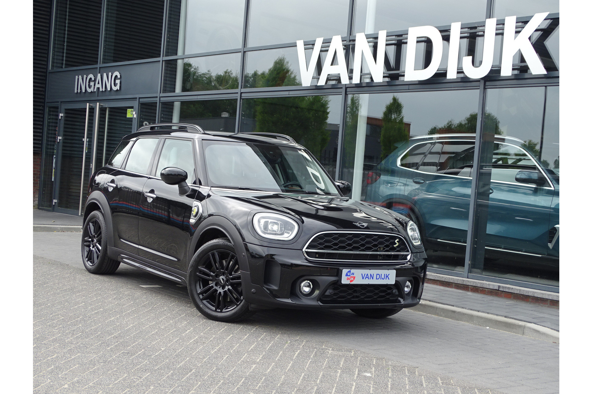 MINI Countryman Cooper S E ALL4 Leder-Chester Driv.ass. Apple CarPlay Nav-plus Head-Up Camera Ada Cruise Control Ada Led 18"LM Velgen
