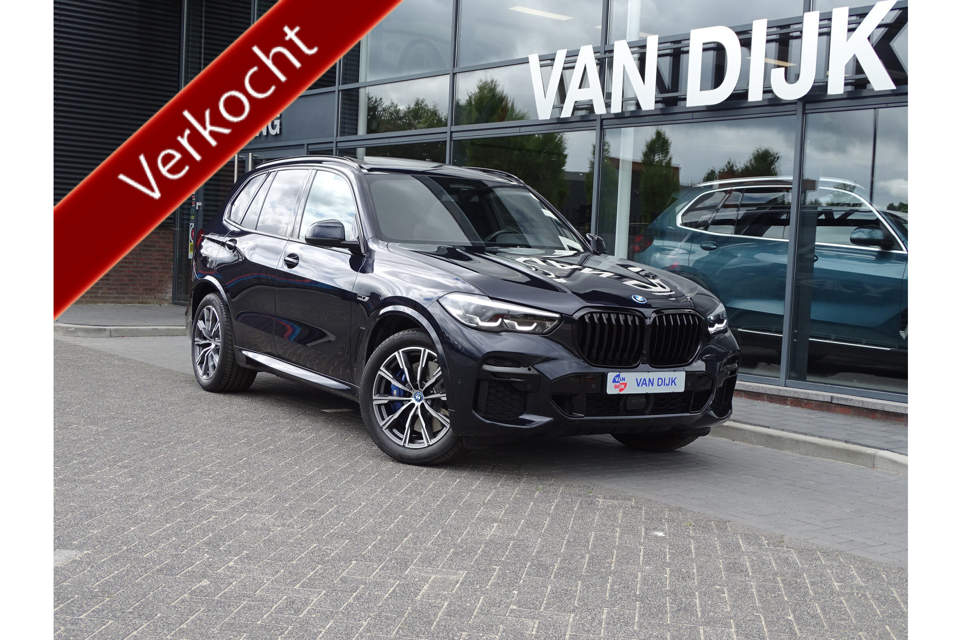 BMW X5 xDrive45e M Sportpakket Elek.Trekhaak Pano.Dak Leder Elek.Stoelen Ada.-led Drive.Ass.Pro. Cockpit-Pro. 20''LM Velgen
